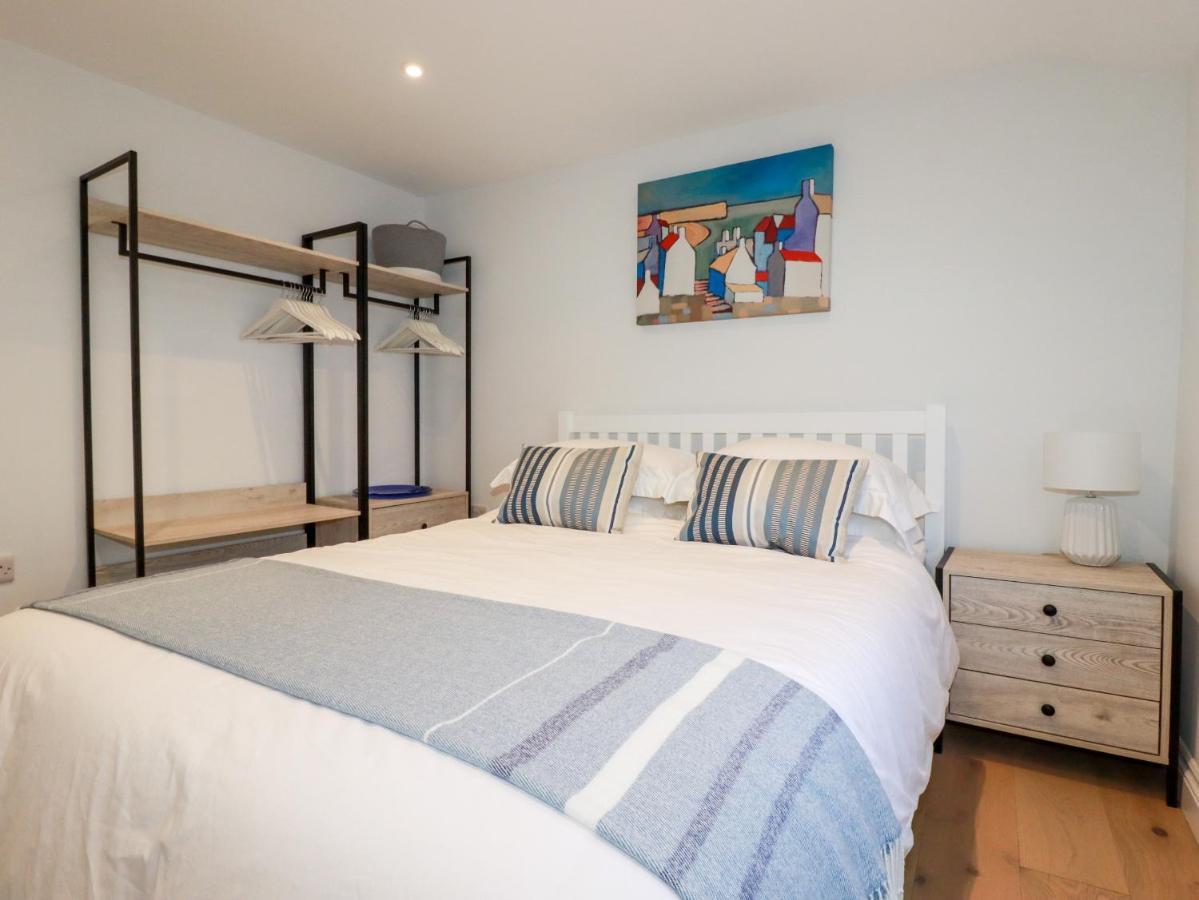 Beach Cottage Helston Bagian luar foto