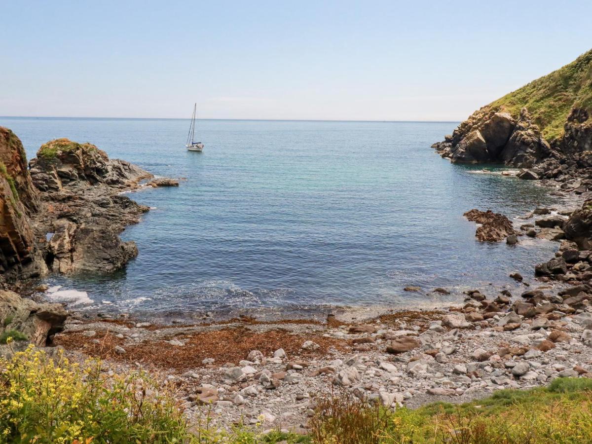 Beach Cottage Helston Bagian luar foto